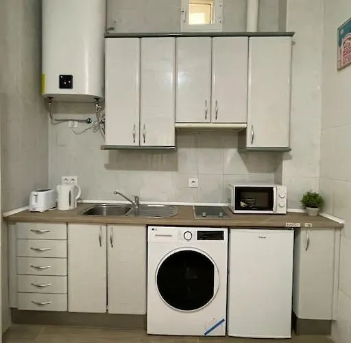 Beautiful Apartament In Lavapies For 3 Pax - 011